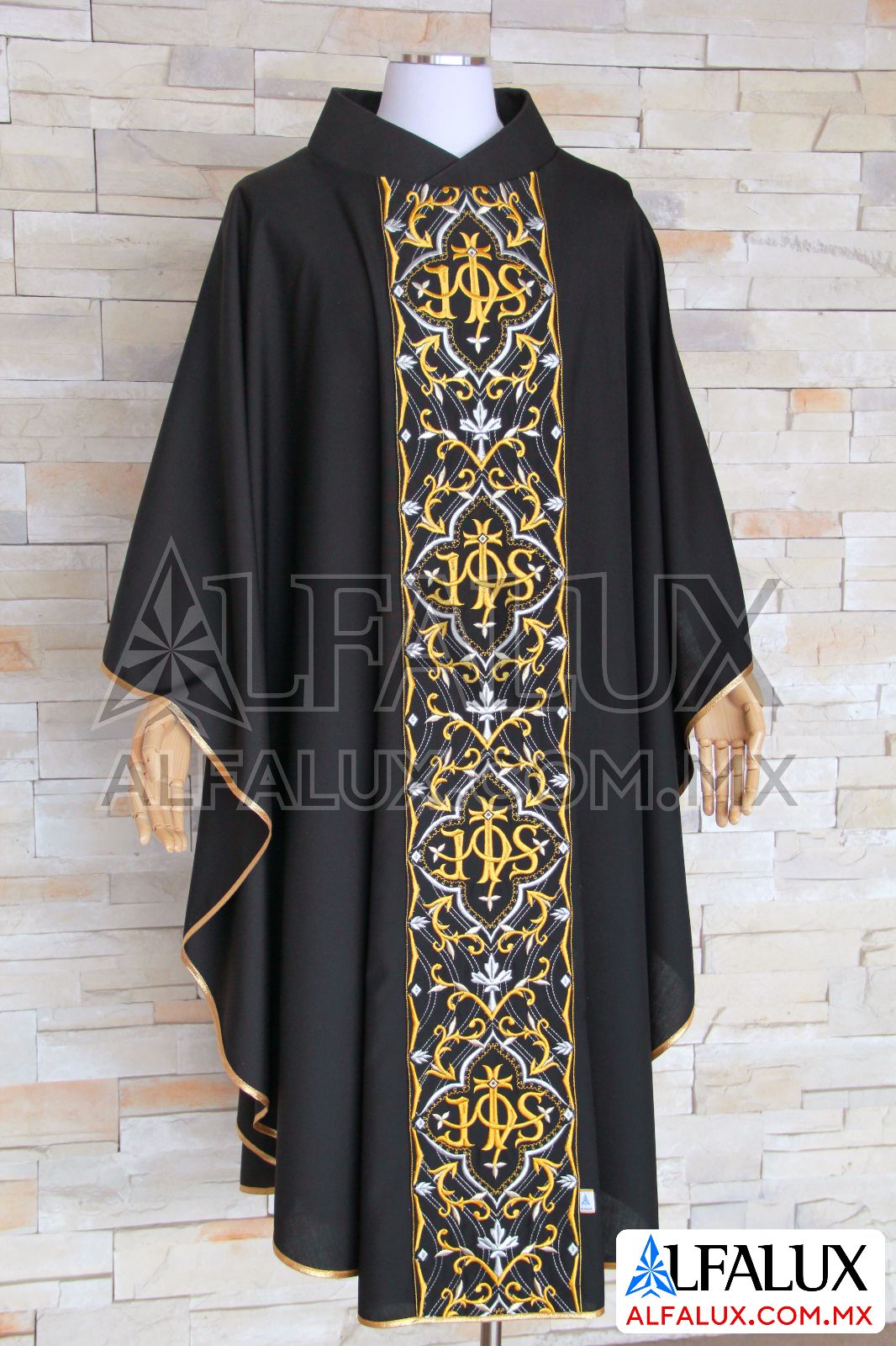 26 REDENTOR Negro Central 156